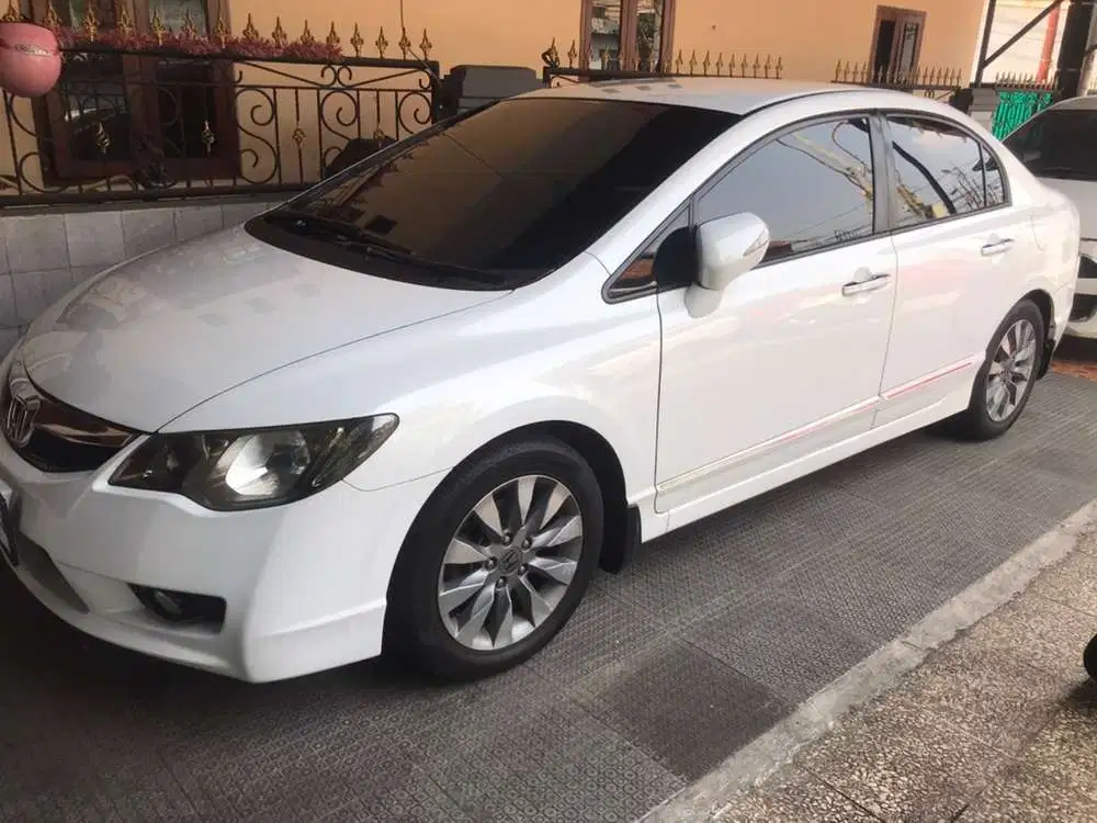Honda Civic 2010 Bensin