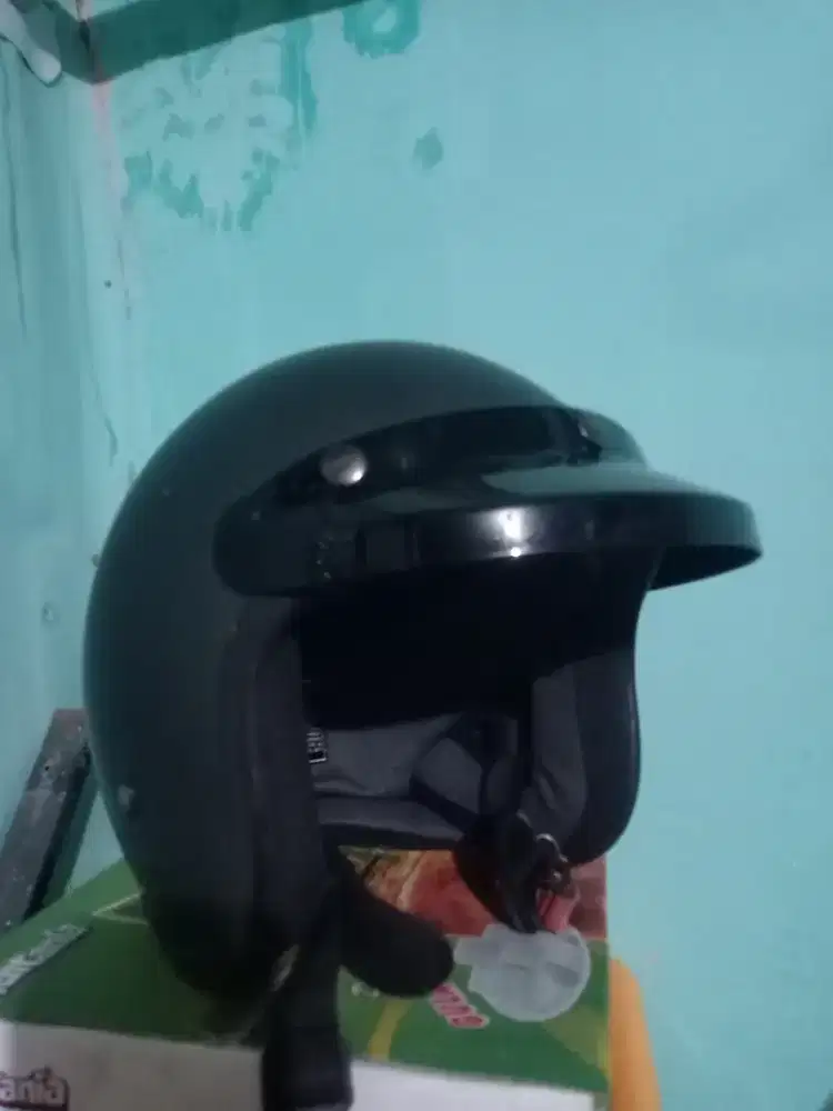 Helm grab masih baru