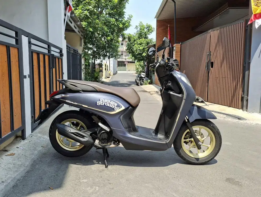 Honda Genio 110 CBS ISS MULUSSS Pajak Hidup Panjang