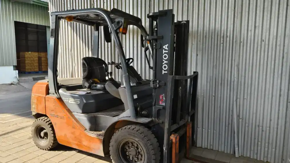Di Jual Forklift Diesel Toyota 2,5ton Second
