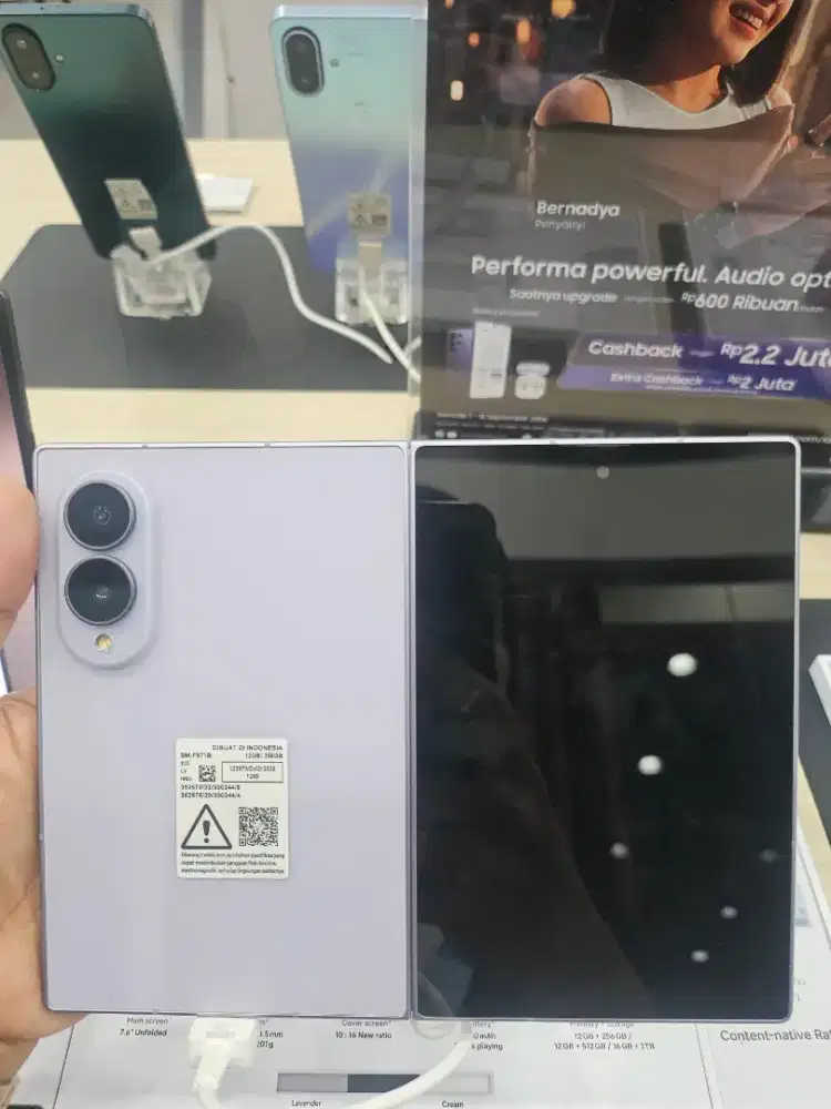 SAMSUNG ZFOLD8 PROMO BUNGA 0% HANYA E KTP