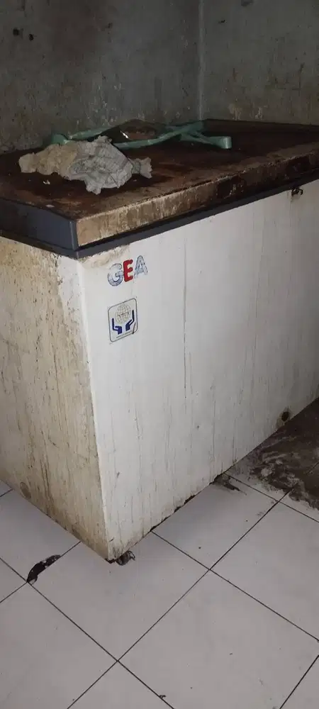 Jual barang prabotan dagangan