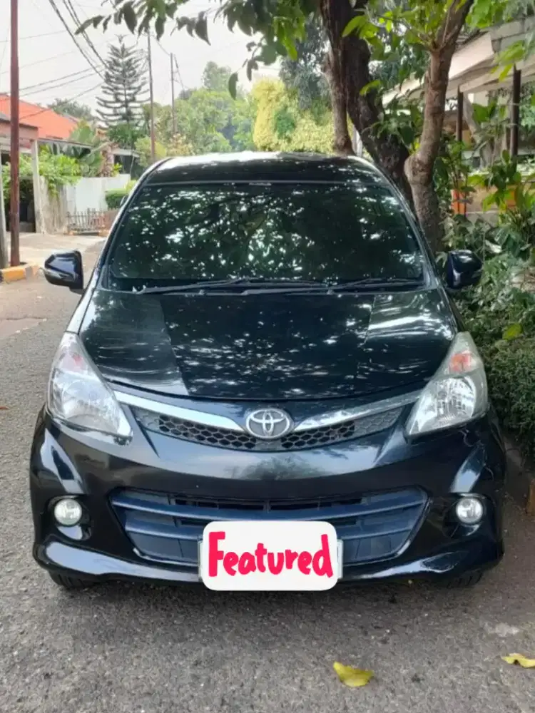 Avanza Veloz 1.5 A/T 2012 Black Perfect Condition