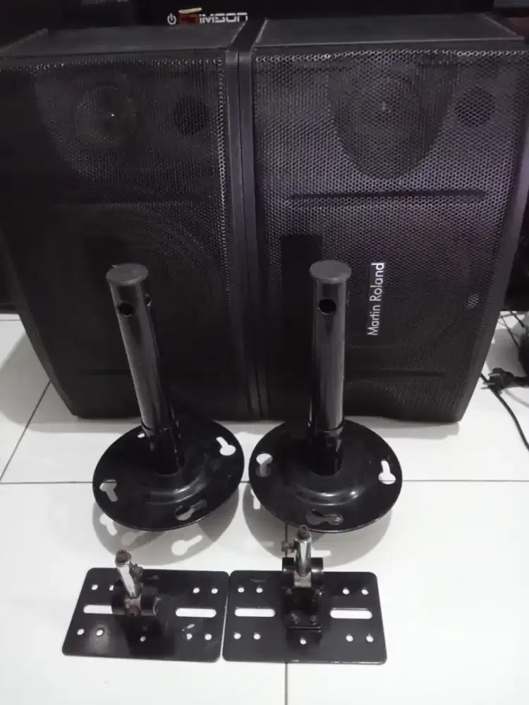 SEPASANG SPEAKER KARAOKE MARTIN ROLAND