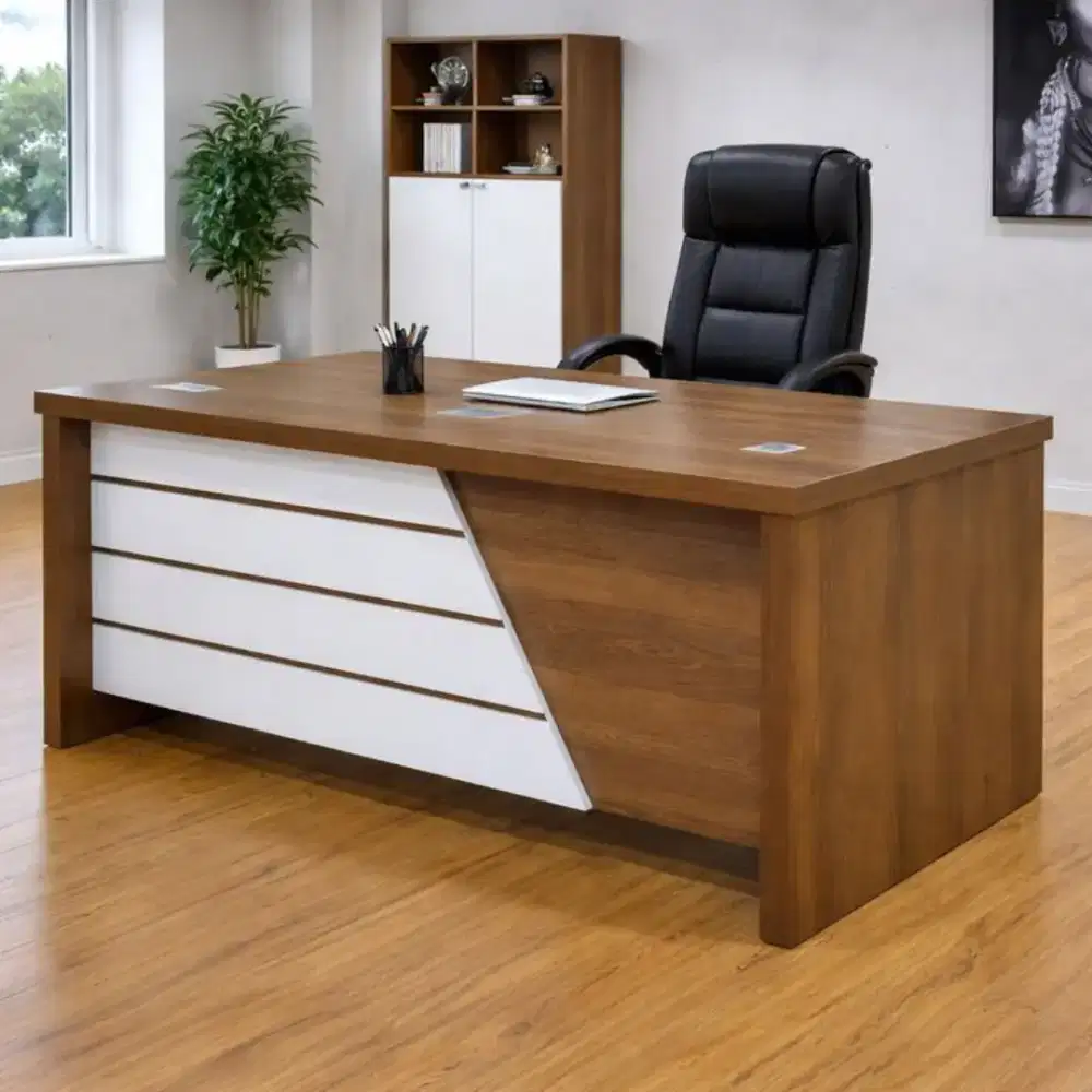 Furniture meja kantor