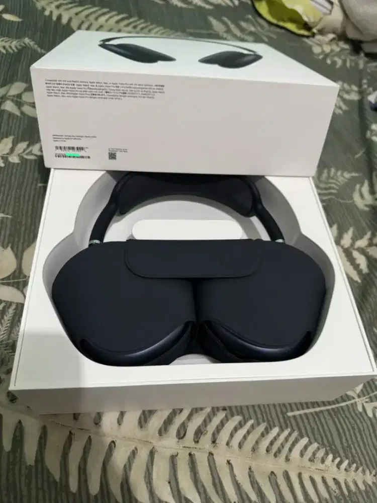 Airpods Max gen 2 USB C ibox midnight like new