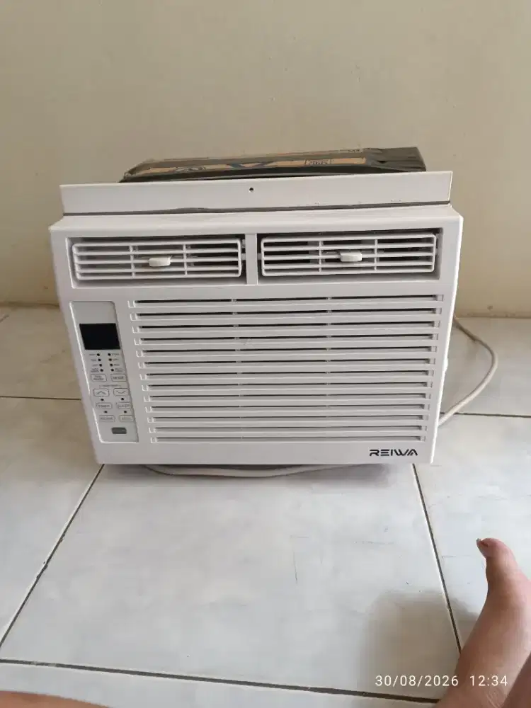 AC reiwa portable window