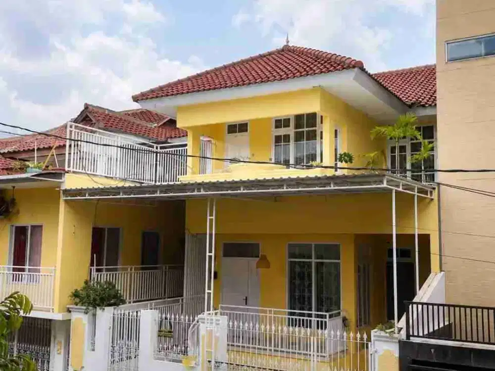 Rumah siap huni lokasi strategis kompleks Deplu, Cipete Jakarta Selatan