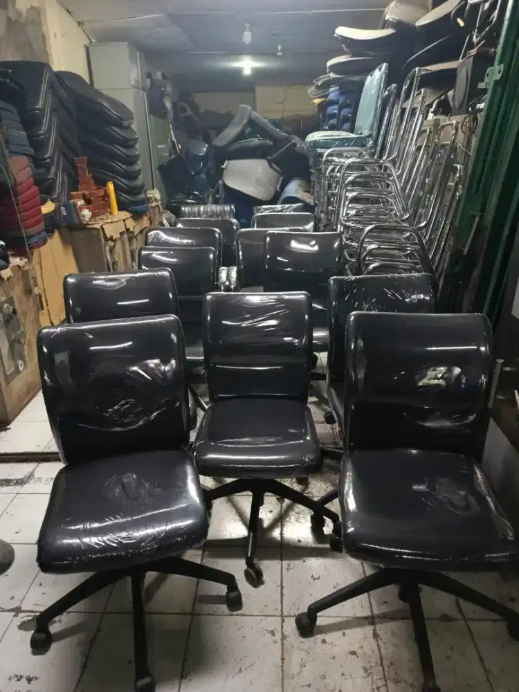 Kursi kerja kantor stap