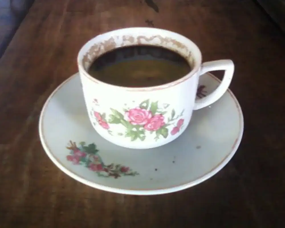 Kopi hitam racik murni nikmat