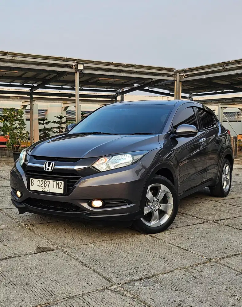 Honda HRV 1,5 E 2018 CVT, Garansi mesin 2tahun