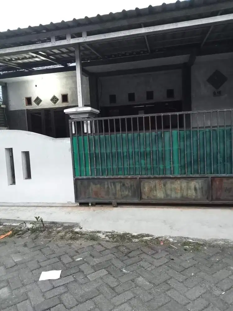 Rumah cantik strategis
