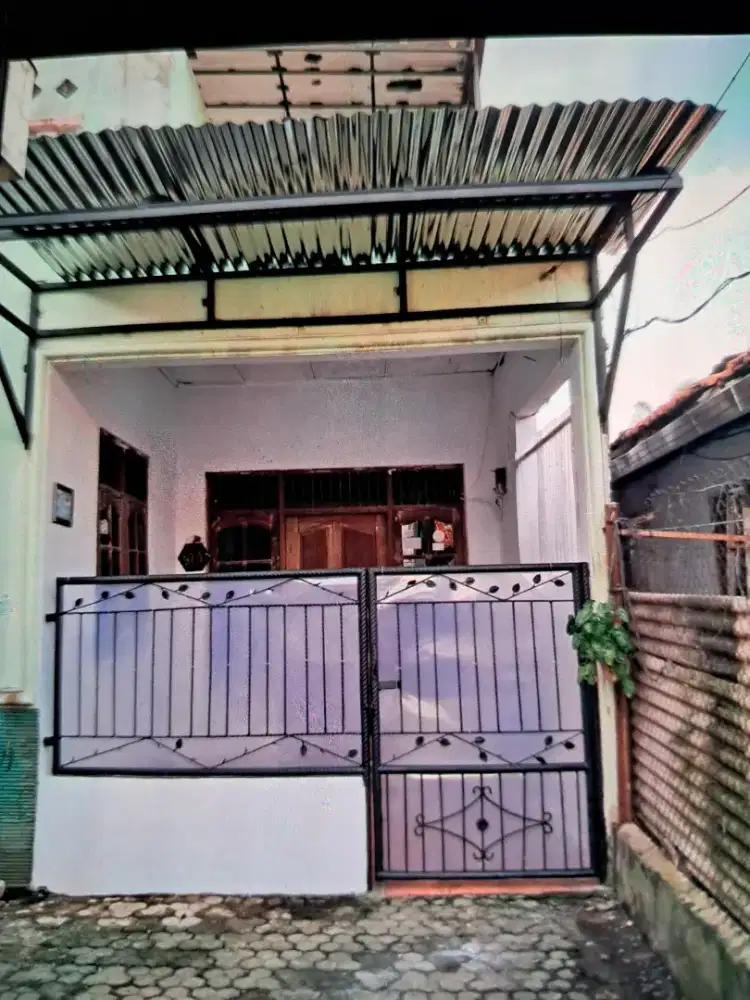 Rumah Pojok Daerah Strategis KT 2 near TB Simatupang