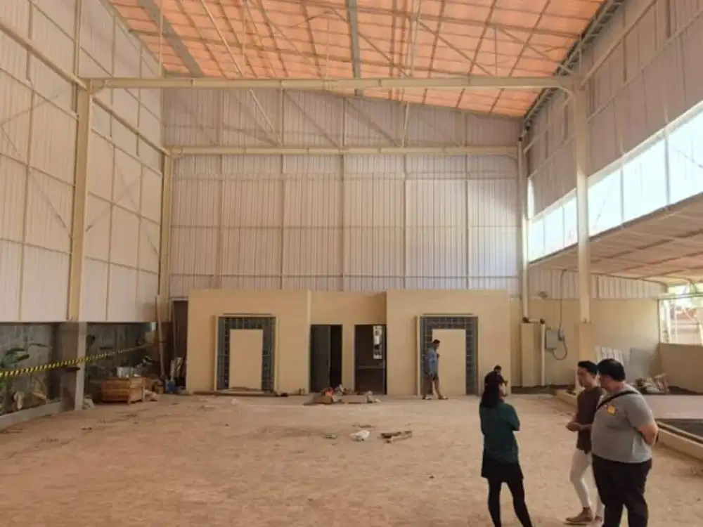 Jual/Sewa Gedung/Gudang Ex Lapang Padel di Sukahaji Bandung Kota
