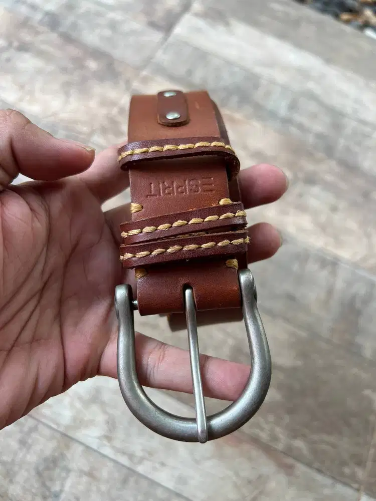 Ikat Pinggang Esprit