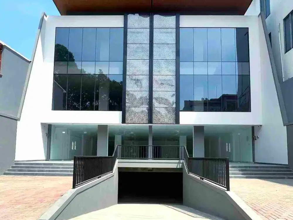 DIJUAL DISEWAKAN GEDUNG PERKANTORAN RADIN INTEN, DUREN SAWIT, JAKARTA TIMUR