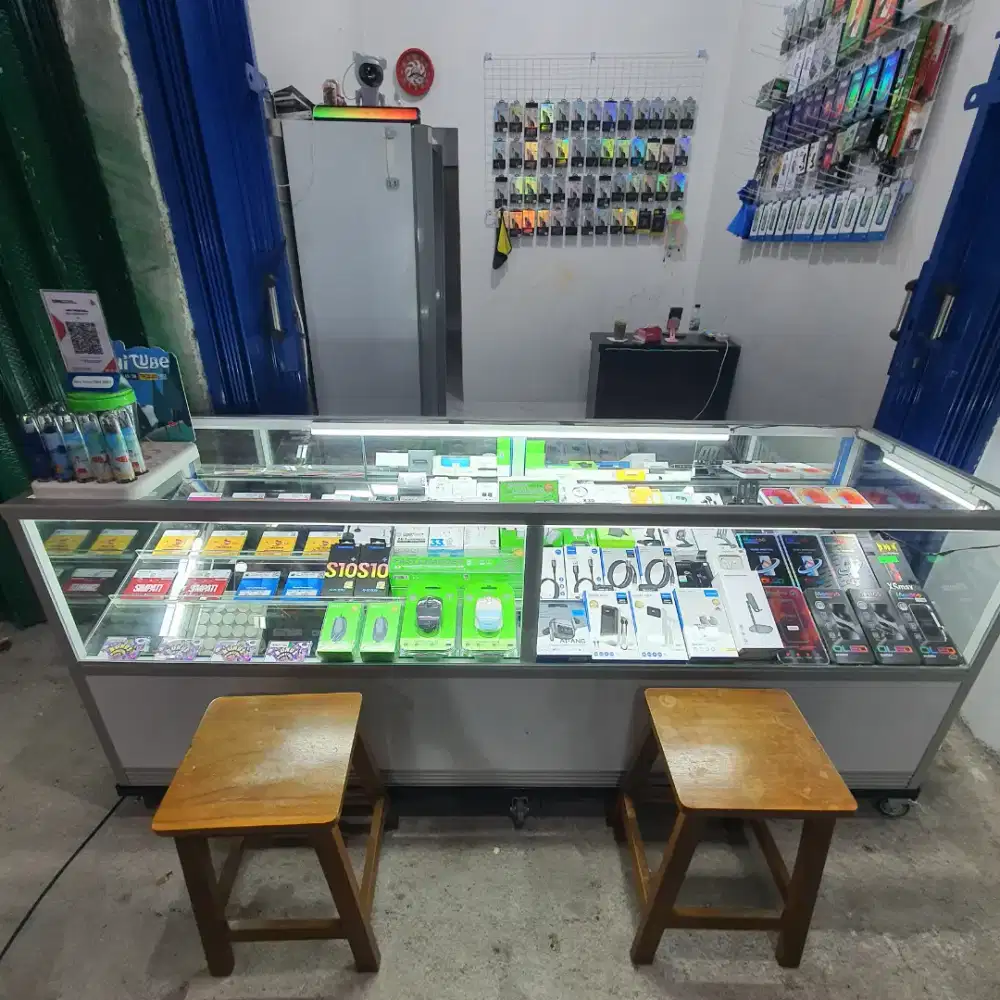 Estalase Konter Hp Like New Pemakaian Baru Berjalan 1 Bulan