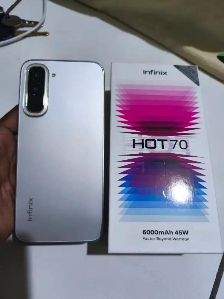 Infinix hot 70 fullset