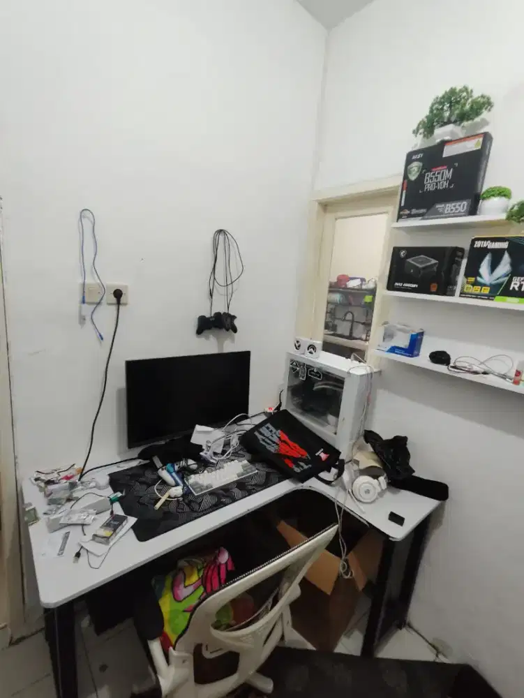 MEJA L GAMING mulus