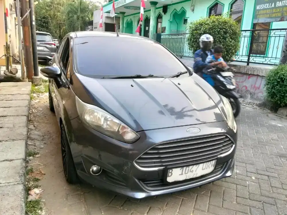FORD FIESTA 2014