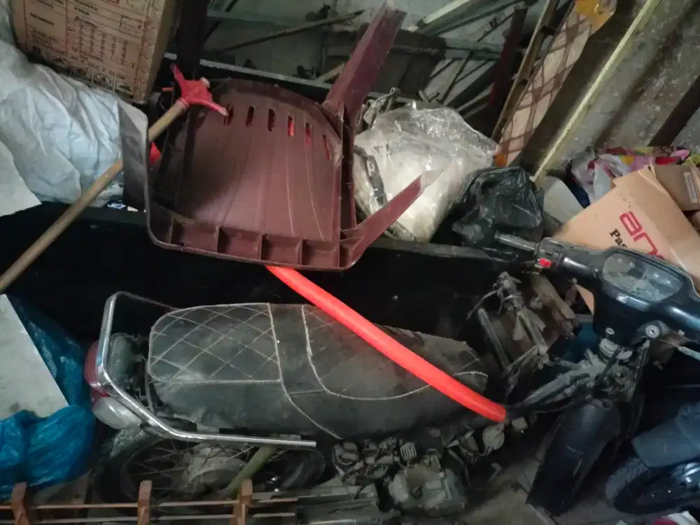 Di jual becak tempur