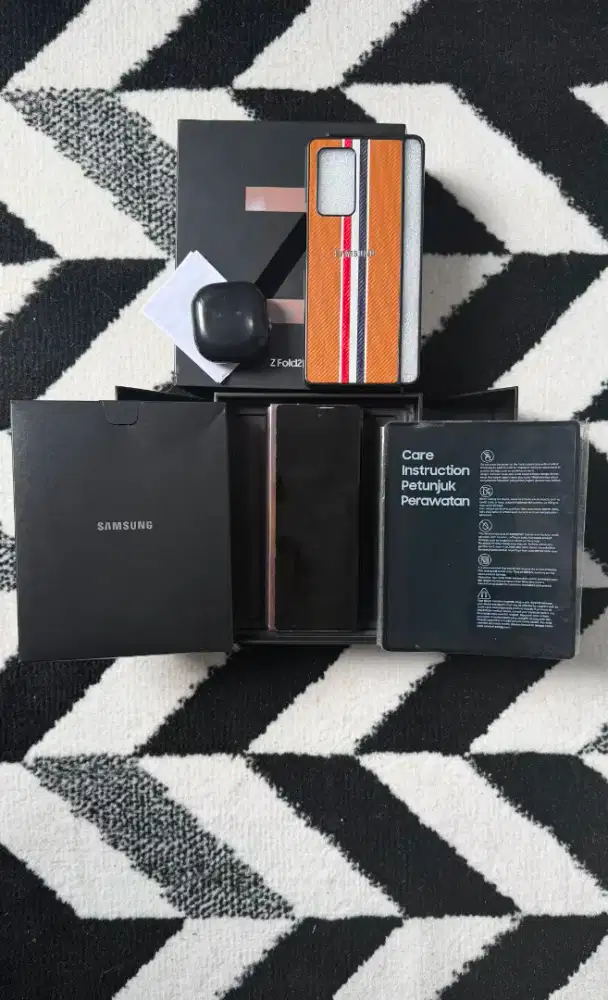 Samsung Galaxy Z Fold2 12/256 Mystic Bronze