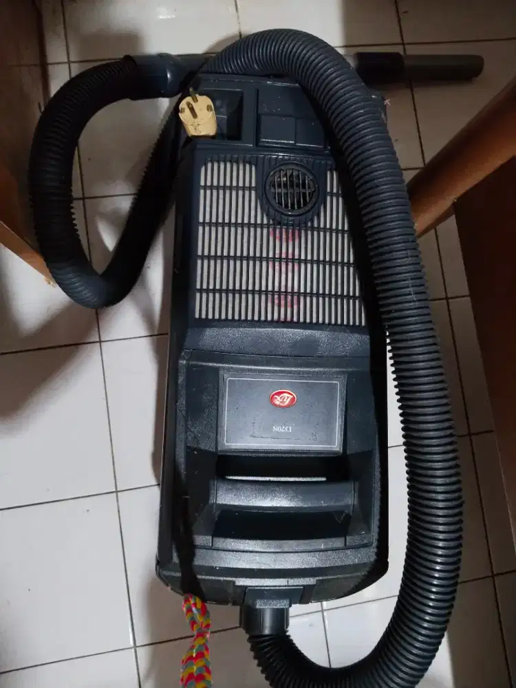 Vacum cleaner plus blower