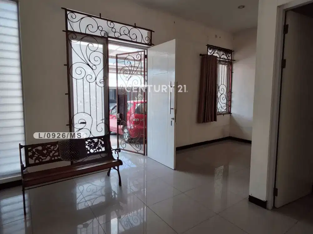 Disewa Rumah Semi Furnished Di Sommerville TKI 5 Bandung