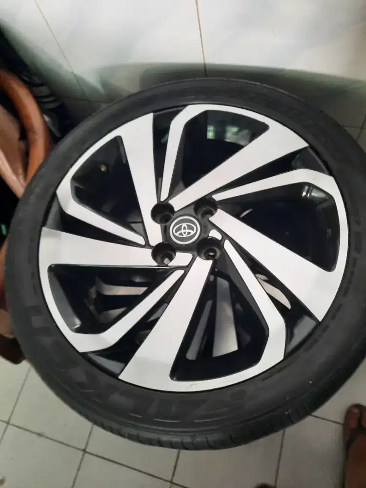Velg Oem Raize R17 Pcd 4x100