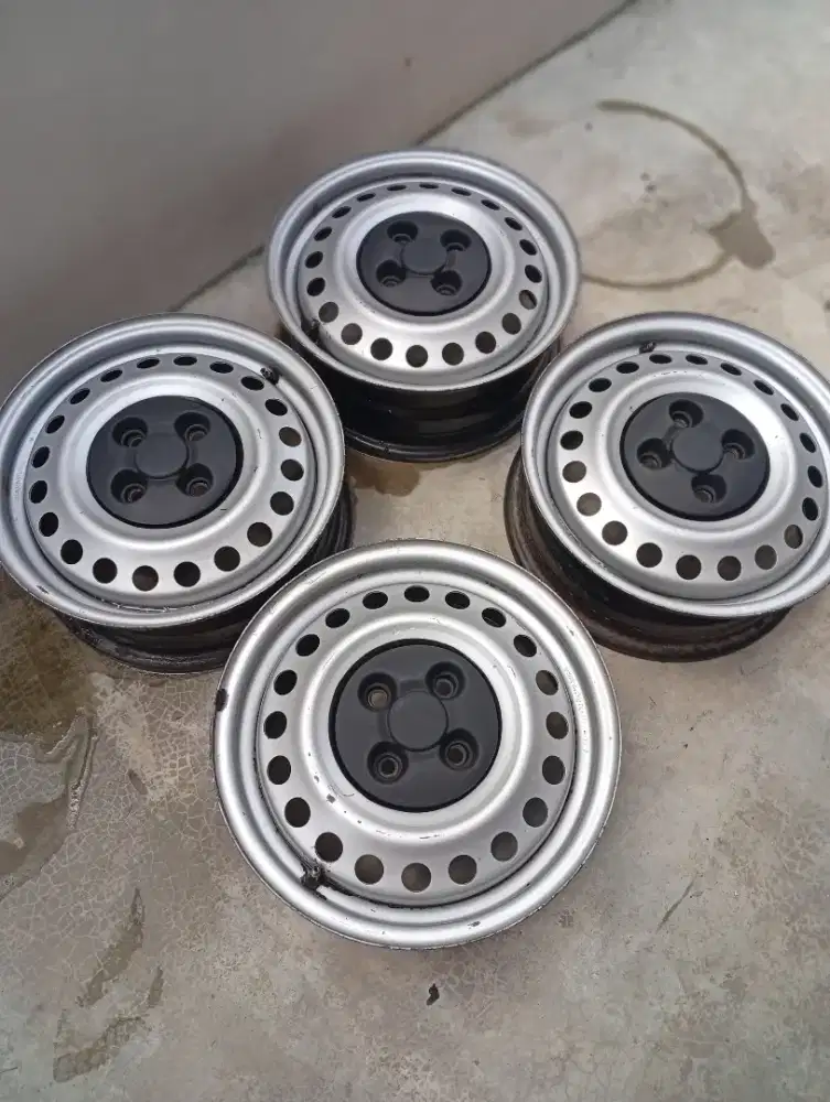 Velg 15 oemlook kalcer pcd 4x100 brio sigra calya ayla agya