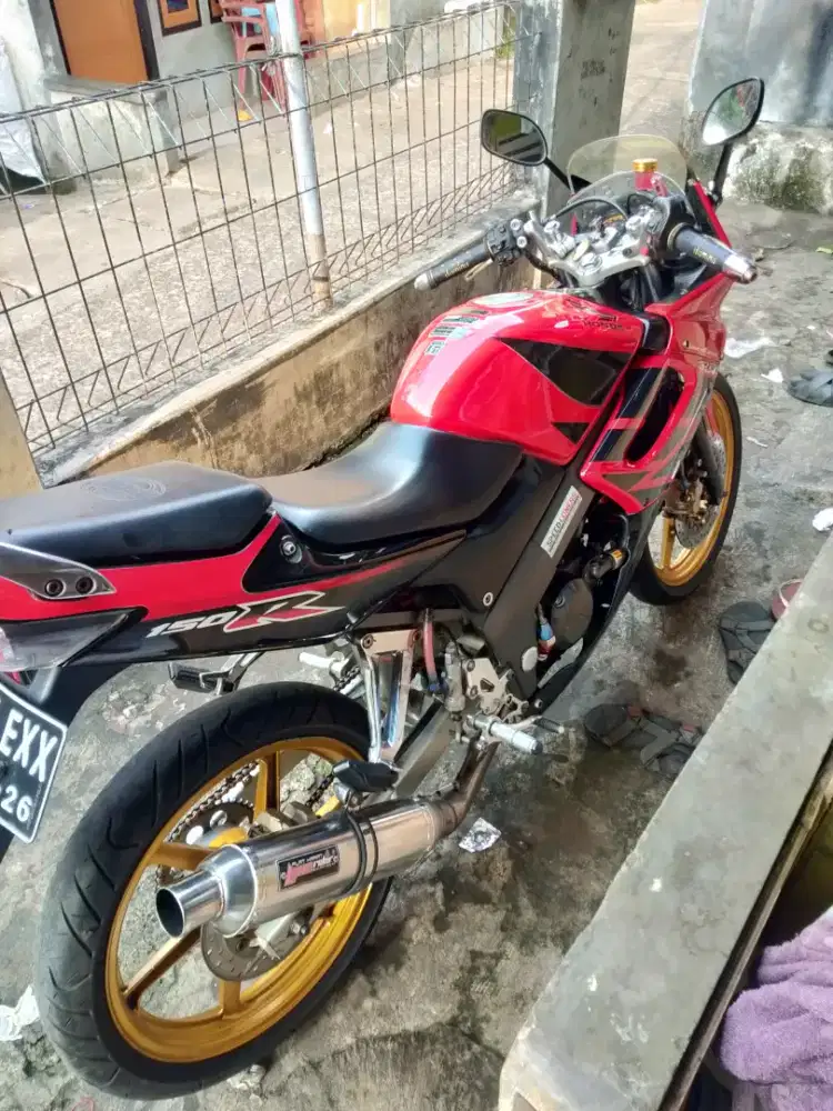 Honda CBR 150 R thailand