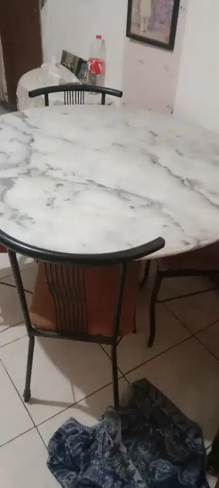 Maja makan keramik