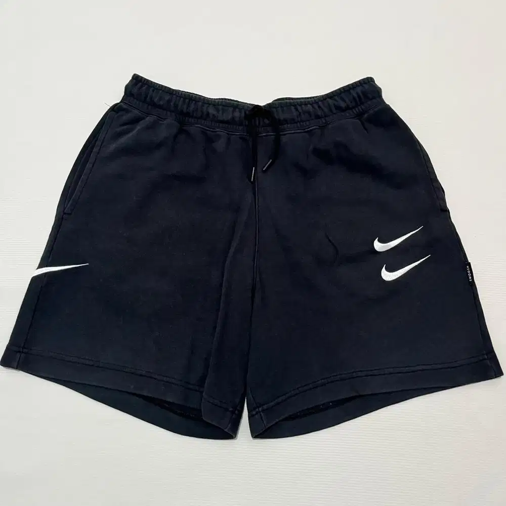 SHORTPANTS / CELANA PENDEK NIKE INTERNASIONAL