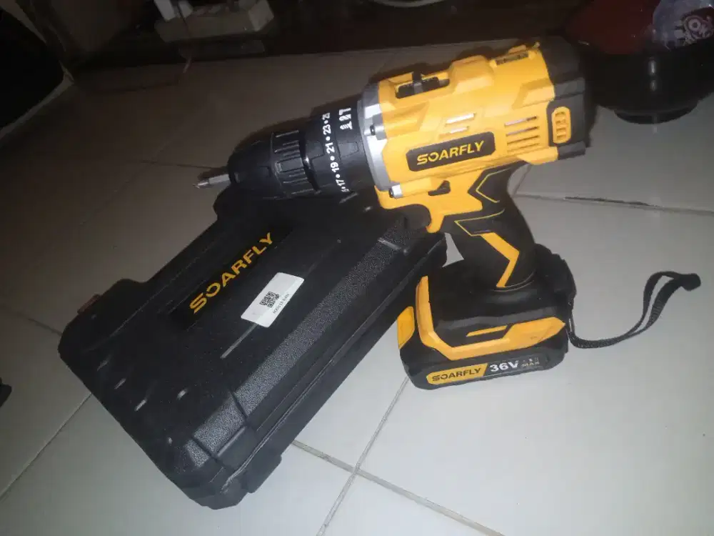 bor soarfly like new