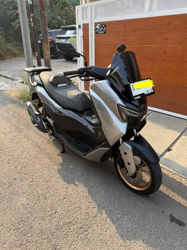 Nmax turbo 2024 silver