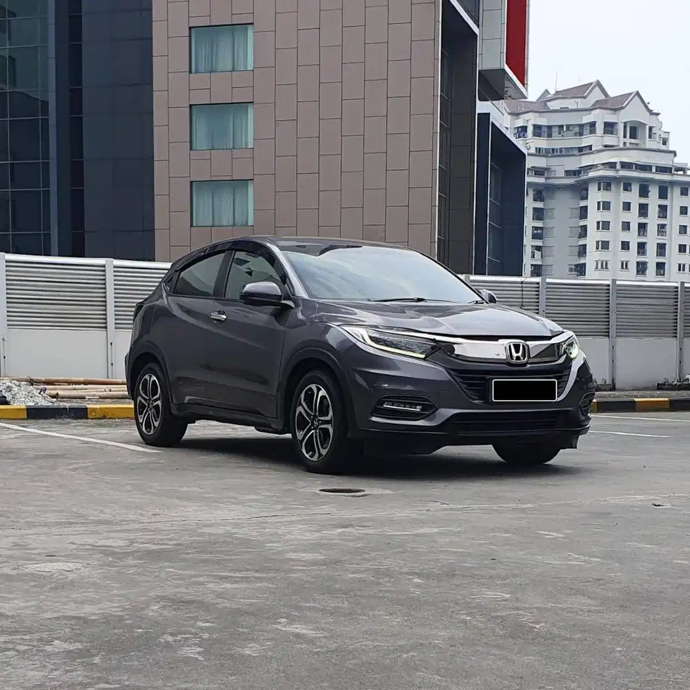 (TDP 30JT) LOW KM 61 RB ! HONDA HRV SE CVT 2022 ABU ! RECORD HONDA !
