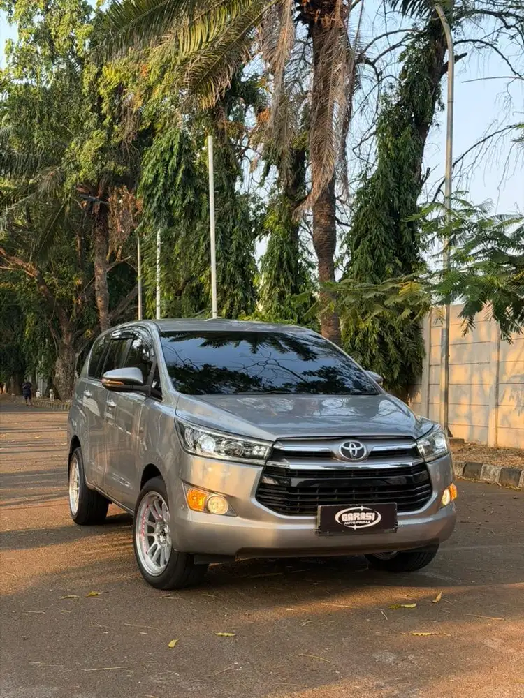 Innova 2.0 V AT Bensin 2017