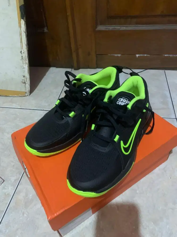 Sepatu anak Nike Kids Crosscourt