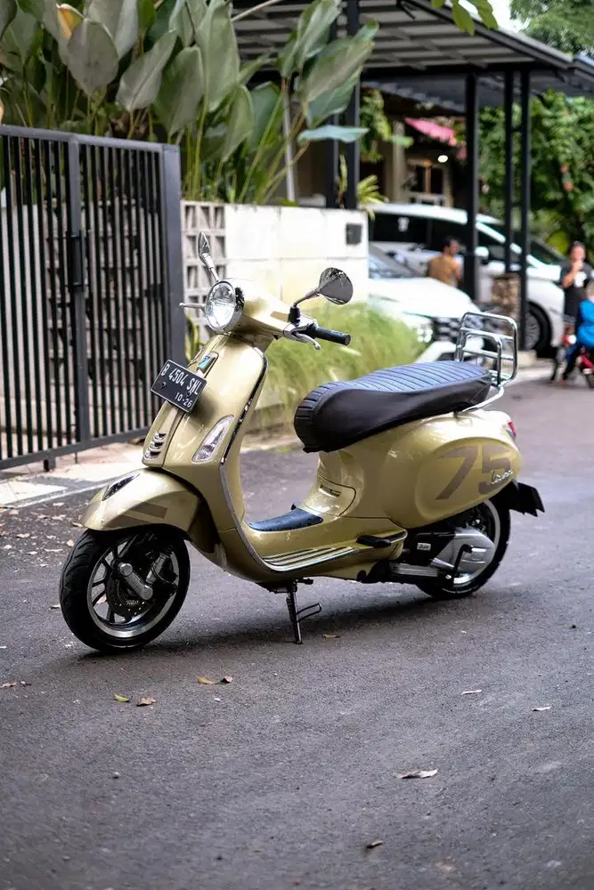 VESPA PRIMAVERA 150 75TH ANNIVERSARY 2021 TERMURAH BERGARANSI