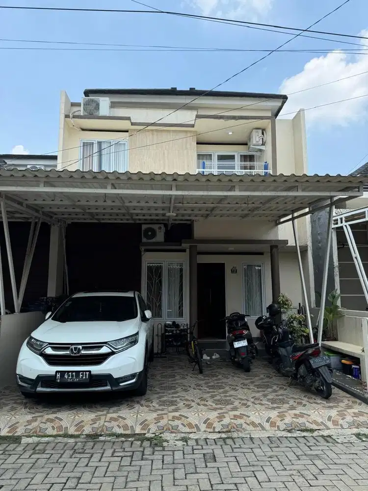Rumah minimalis 2 lantai full furnished