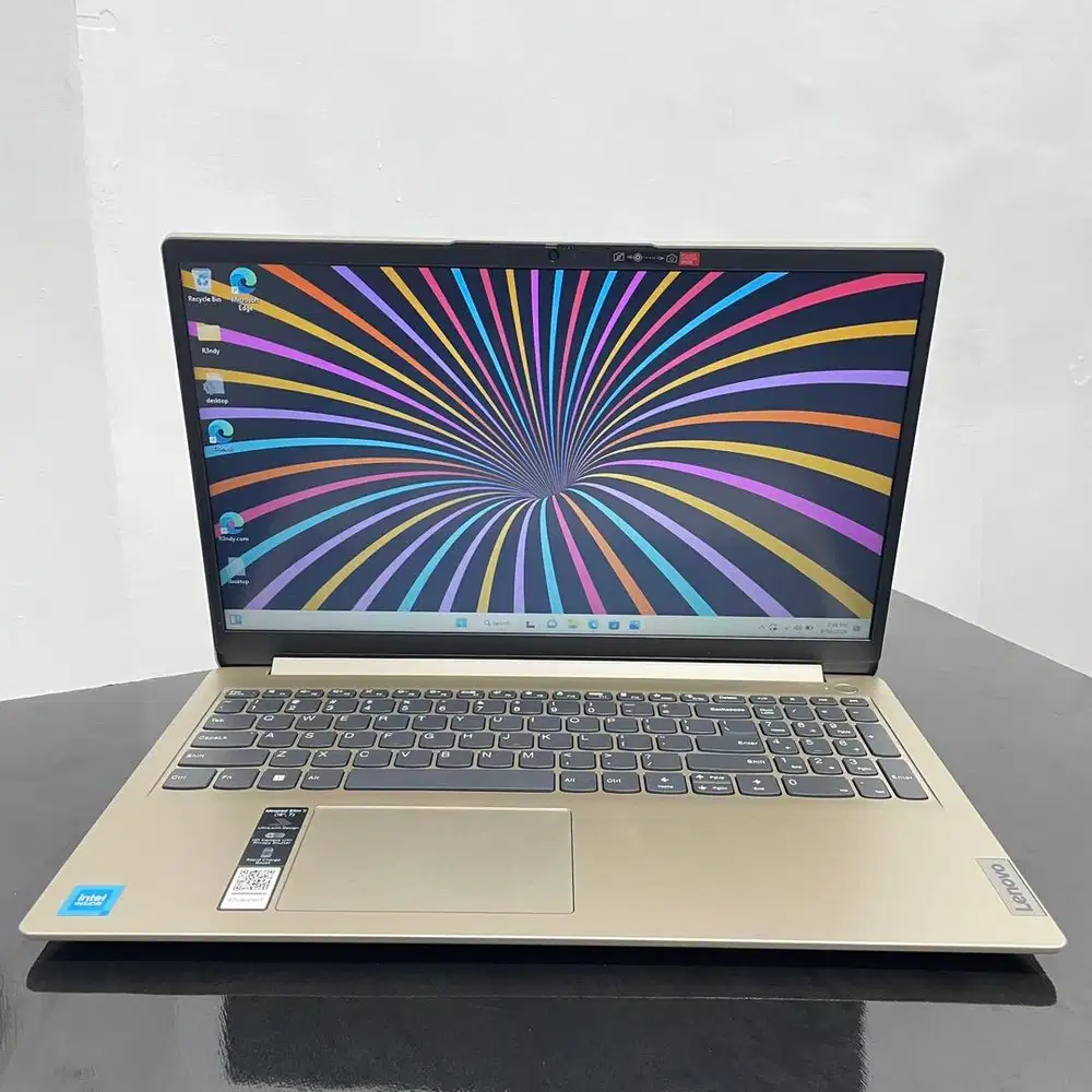 Lenovo Slim 1i intel N4500 RAM 4 GB/eMMC 128 GB 15HD Normal like new