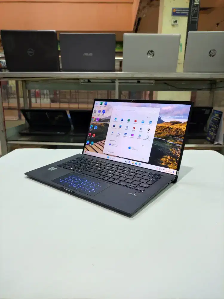 Asus expertbook B9450F i7 gen10 16gb 512gb Numericpad Face ID ringan