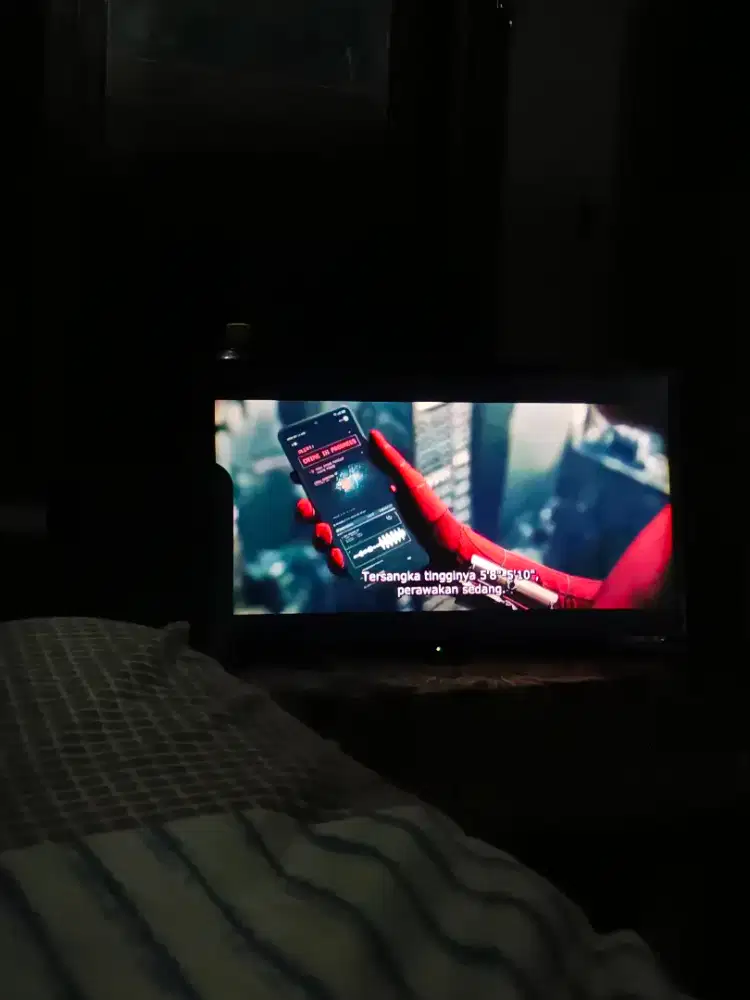 Sharp Aquos TV LCD 24 Inch