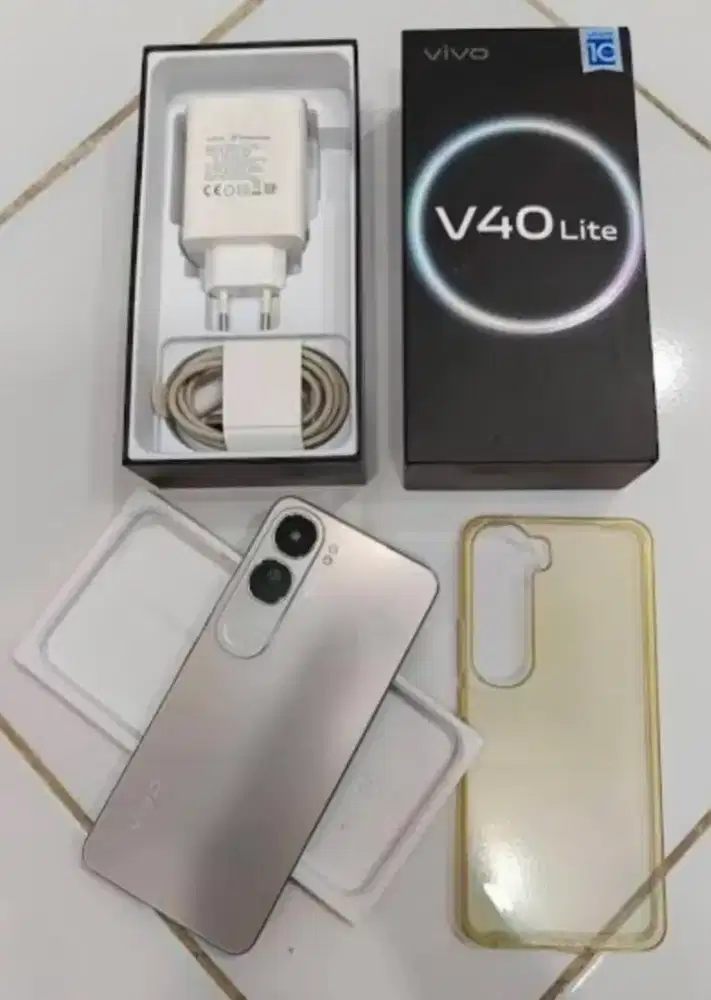 Jual HP seken Vivo V40 lite , 8 GB