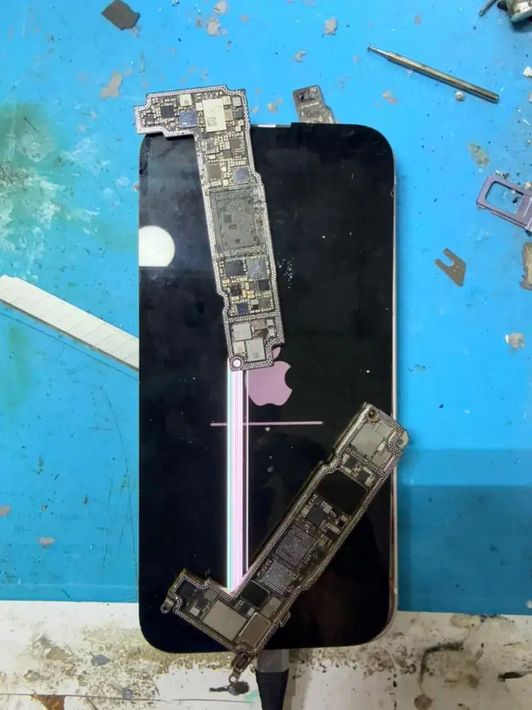 DI BELI IPHONE LOCK ICLOUD