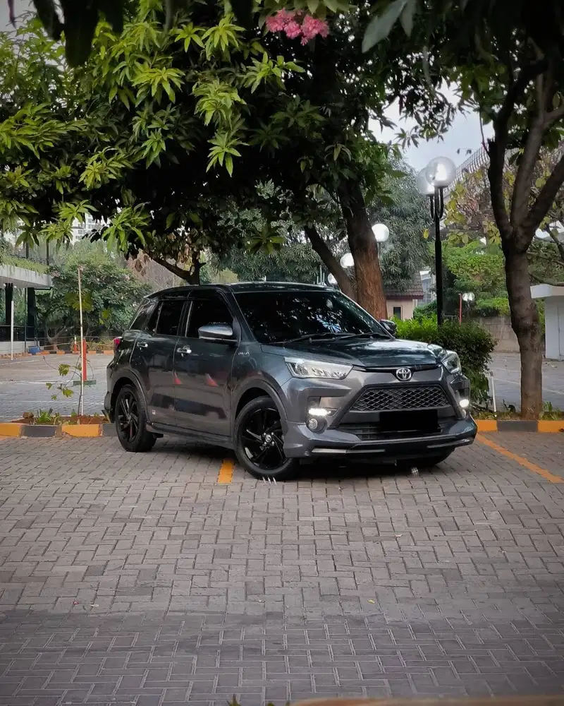 TOYOTA RAIZE GR TSS 1.5 CVT 2022 KM ASLI BERGARANSI TERAWAT SIAP PAKAI