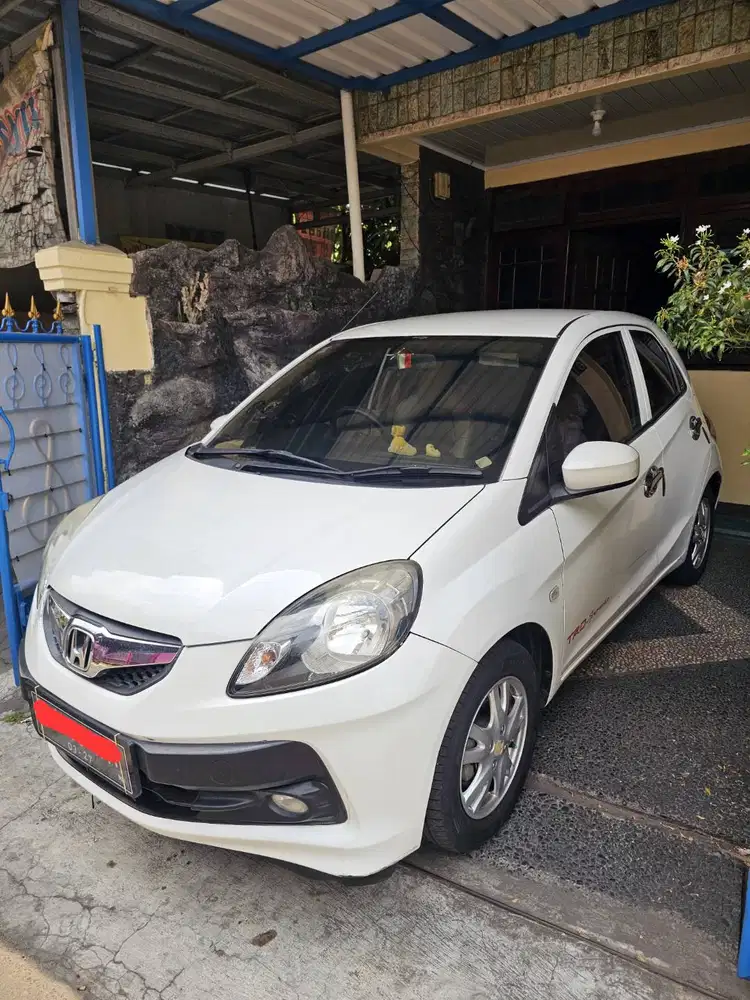 Honda Brio E AT 2013