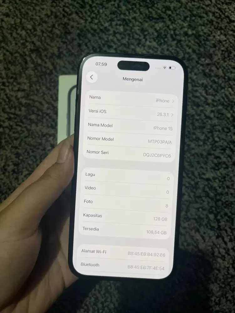 Iphone 15 128 black ibox garansi on
