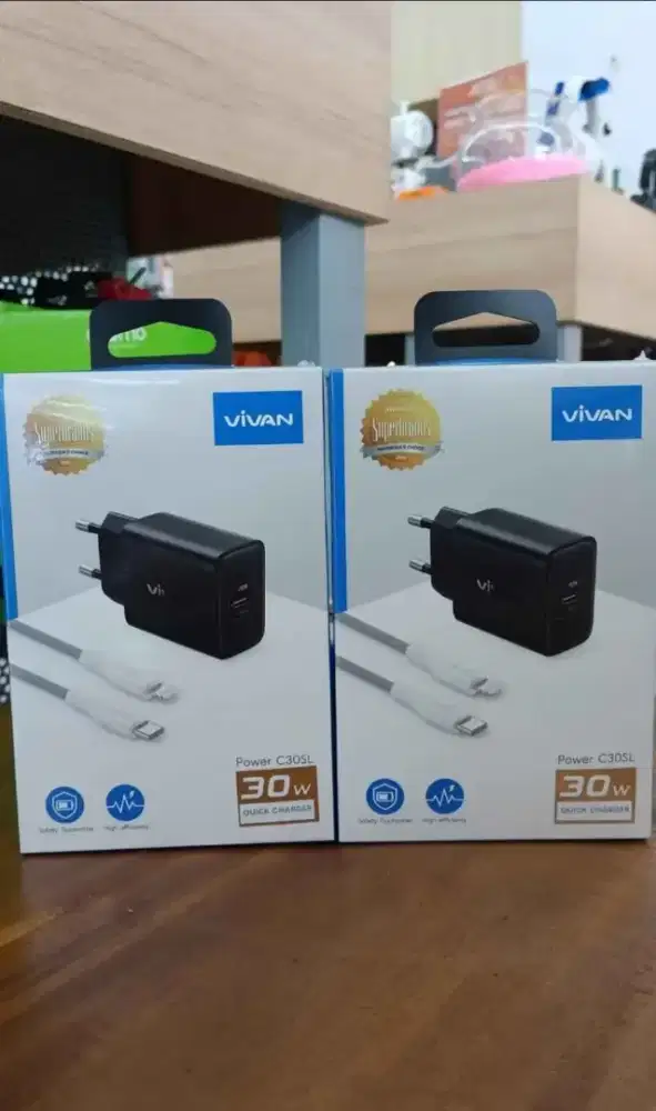 SET CHARGER LIGHTNING