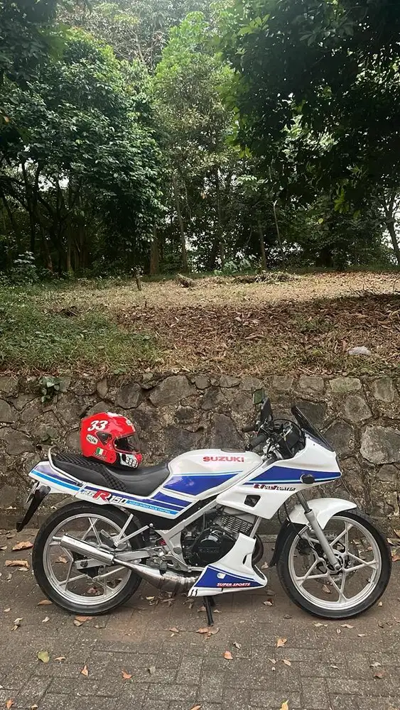 suzuki rgr 150 ss